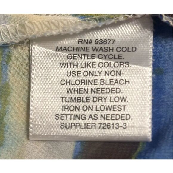 Liz Claiborne Sleeveless MultiColor Stripe Shirt  Lightweight C-Thru Material 1X - Picture 5 of 6